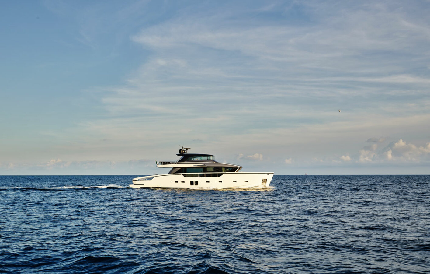 Yacht for charter in italy / EKKA Yachts